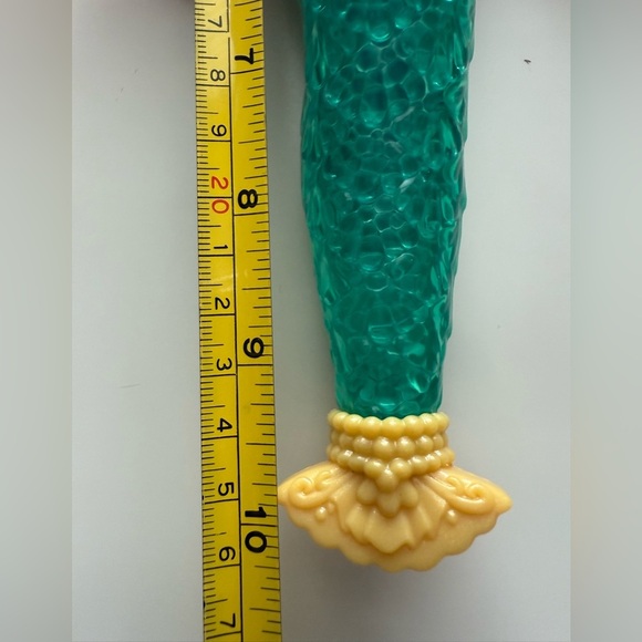 2 Little Mermaid Doll Set with Red Hair (10โ Light up and 6โ Younger model) - Picture 8 of 13